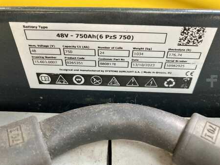 369_M-300286137-6.jpg?v=1761539136