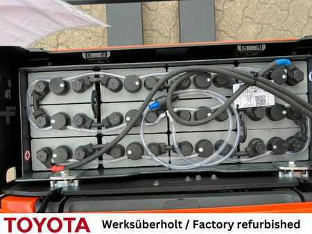 Lavansiirtovaunu 2021  Toyota LPE 200, nur 490 h! (7)