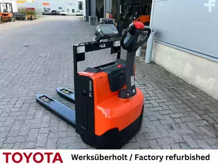 Porta-paletes elétrico 2019  Toyota LWE 180 / Waage (2)