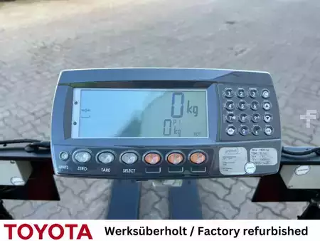 Porta-paletes elétrico 2019  Toyota LWE 180 / Waage (5)