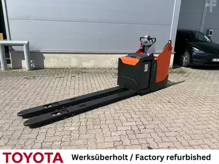 Porta-paletes elétrico 2018  Toyota LPE 250 / Akku überh.! (1)