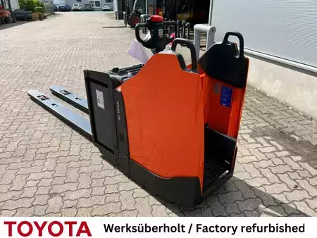 Porta-paletes elétrico 2018  Toyota LPE 250 / Akku überh.! (3)