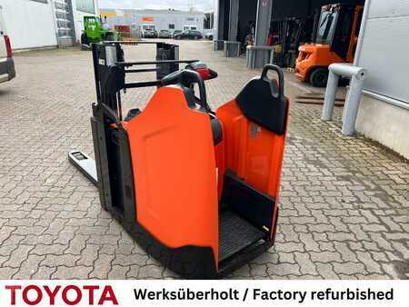 Pinontavaunu 2022  Toyota SPE 200 D, 330 h! (4)