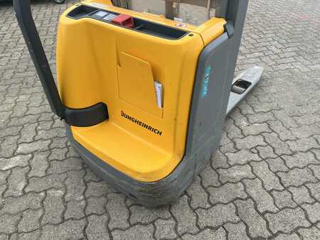 Ruční vysokozdvižný vozík 2018  Jungheinrich EJC 112 (5)