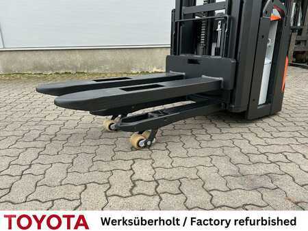 Pinontavaunu 2019  Toyota SWE 200 L (2)