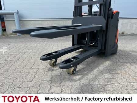 Stoccatori 2019  Toyota SWE 120 L / Akku neu! (2)