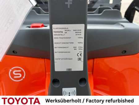 Apilador eléctrico 2019  Toyota SWE 120 XR / Akku überh! (7)
