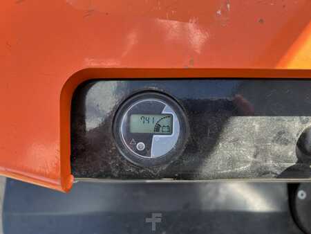 Magasemelésű béka 2012  Doosan LEDS 16 I / 750 Std.! (9)