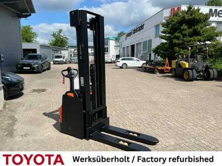 Pinontavaunu 2019  Toyota SWE 145, Akku überh! (3)