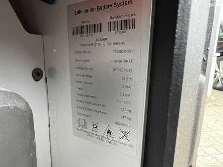 Pinontavaunu 2020  Toyota SWE 120 S, nur 150 Std! (8)