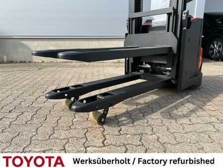 Pinontavaunu 2024  Toyota SWE 200 D / 180 h! (2)