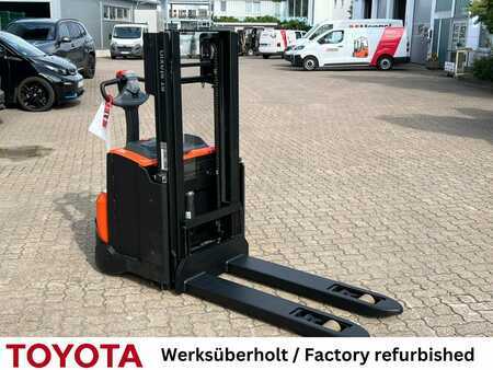 Pinontavaunu 2024  Toyota SWE 200 D / 180 h! (4)