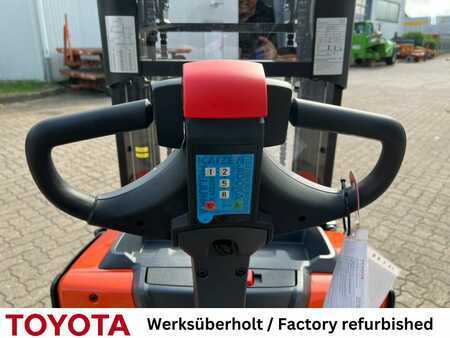 Pinontavaunu 2024  Toyota SWE 200 D / 180 h! (5)