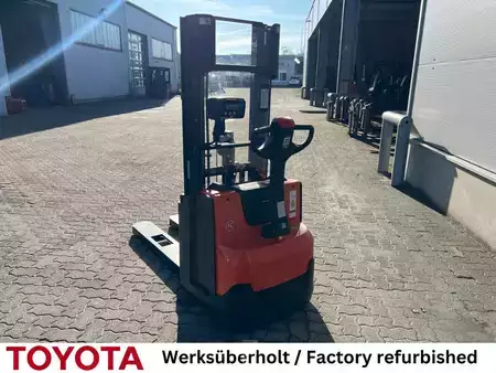 Ruční vysokozdvižný vozík 2019  Toyota SWE 120 (2)