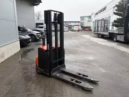 Ruční vysokozdvižný vozík 2016  Toyota SWE 120 / Akku 2023 (3)