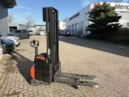 Ruční vysokozdvižný vozík 2017  Toyota SWE 120 L (3)