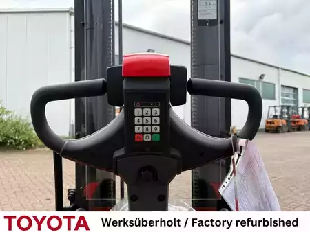 Hochhubwagen 2018  Toyota SWE 120 L / Akku neu! (4)