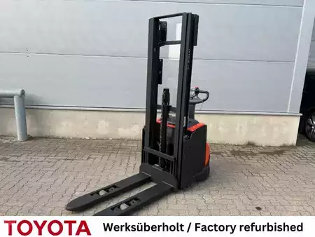 Hochhubwagen 2019  Toyota SWE 120 L / Akku neu! (1)