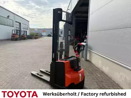 Hochhubwagen 2019  Toyota SWE 120 L / Akku neu! (2)
