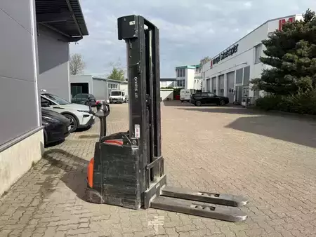 Hochhubwagen 2018  Toyota SWE 160 (3)