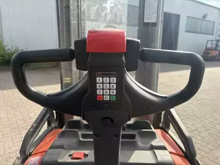 Hochhubwagen 2018  Toyota SWE 160 (4)