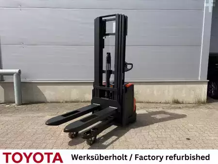 Hochhubwagen 2017  Toyota SWE 140 L / Akku neu! (1)