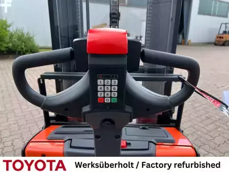 Hochhubwagen 2018  Toyota SWE 120 L /Akku neu! (4)