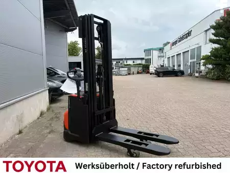 Hochhubwagen 2018  Toyota SWE 120 L /Akku neu! (3)
