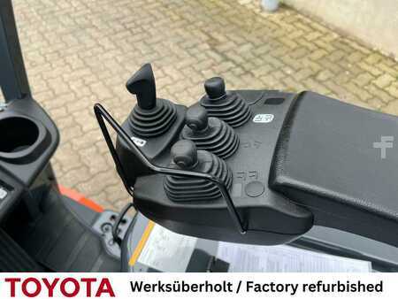 Toyota 8 FBEK 16 T / 380 Stunden!!