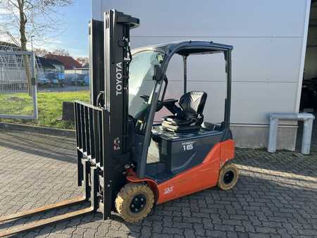 Elektro 4 Rad 2018  Toyota 8 FBM 16 T / Batt. 86%! (1)