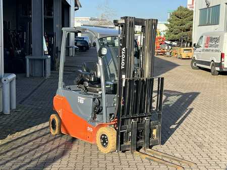 Elektro 4 Rad 2018  Toyota 8 FBM 16 T / Batt. 86%! (2)