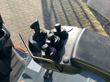 Elektro 4 Rad 2018  Toyota 8 FBM 16 T / Batt. 86%! (4)