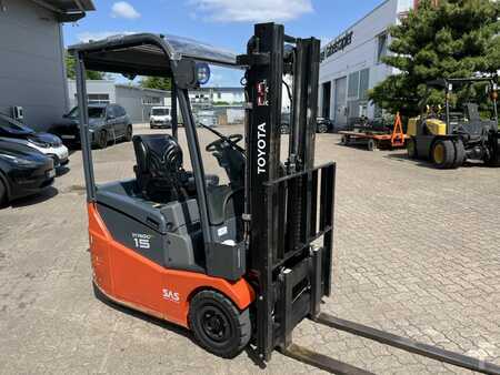 3-wiel elektrische heftrucks 2014  Toyota 7 FBEST 15 (3)