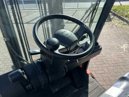 Sähkö - 4 pyör 2013  Toyota 8 FBMT 35 (6)