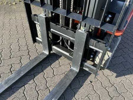 Sähkö - 3 pyör 2020  Toyota 8 FBE 16 T (10)