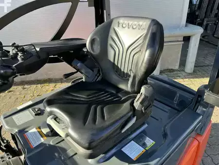 El Truck - 3-hjul 2020  Toyota 8 FBE 16 T (4)