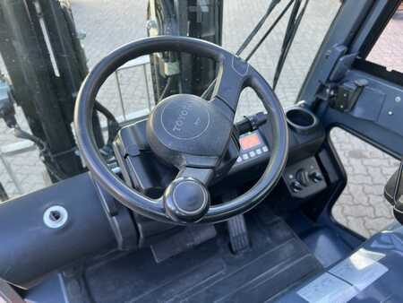 Eléctrica de 4 ruedas 2020  Toyota 8 FBMT 35 / Akku 72% (6)