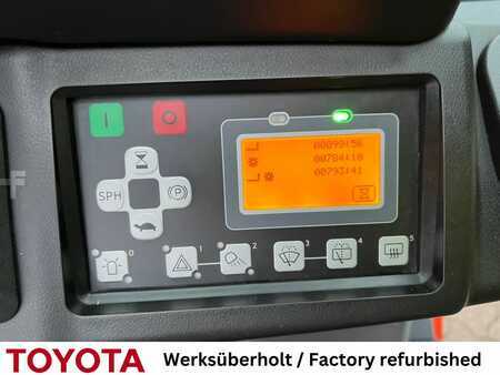 Elektro 4 Rad 2019  Toyota 8 FBMK 16 T / 810 Std! (9)