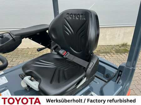 Eléctrica de 3 ruedas 2019  Toyota 8 FBEK 16 T (4)