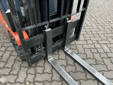 Elektryczne 3-kołowe 2014  Toyota 7 FBEST 15 (10)