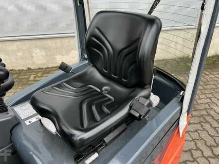 Elektryczne 3-kołowe 2014  Toyota 7 FBEST 15 (4)