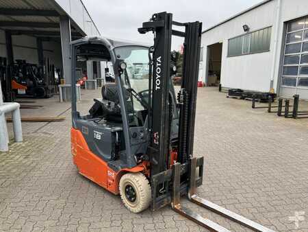 Elektromos 3 kerekű 2019  Toyota 8 FBE 18 T / Akku 91% (3)