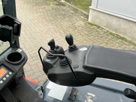 Elektromos 3 kerekű 2019  Toyota 8 FBE 18 T / Akku 91% (5)