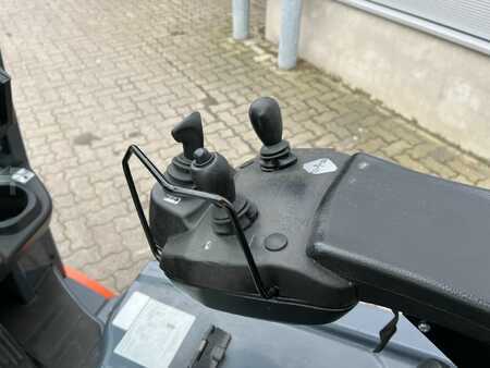 Elektromos 3 kerekű 2019  Toyota 8 FBE 18 T (5)