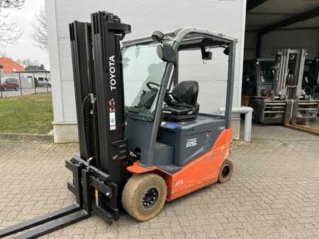 Elektro 4 Rad 2014  Toyota 8 FBMKT 25 (1)