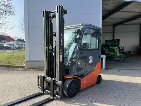 Elektrisk- 4 hjul 2019  Toyota 8 FBMKT 25 / Akku 85% (1)
