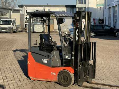 3-wiel elektrische heftrucks 2014  Toyota 7 FBEST 15 (3)