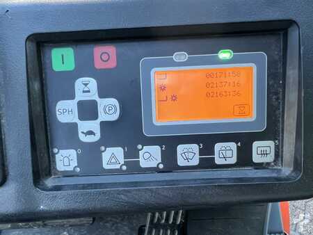 Elektromos 3 kerekű 2019  Toyota 8 FBE 18 T (9)