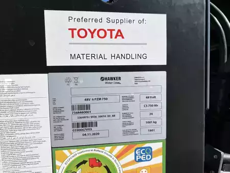 Chariots électriques à 4 roues 2020  Toyota 8 FBM 20 T / 1.240 h! (8)