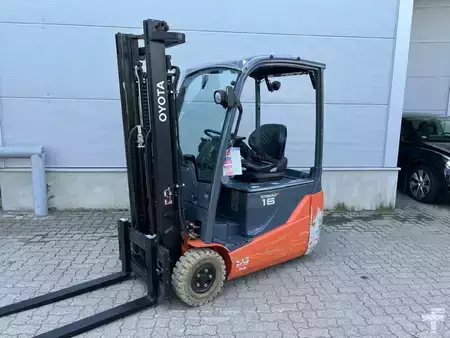 Ledestabler 2020  Toyota 8 FBE 16 T / 250 Std.! (1)